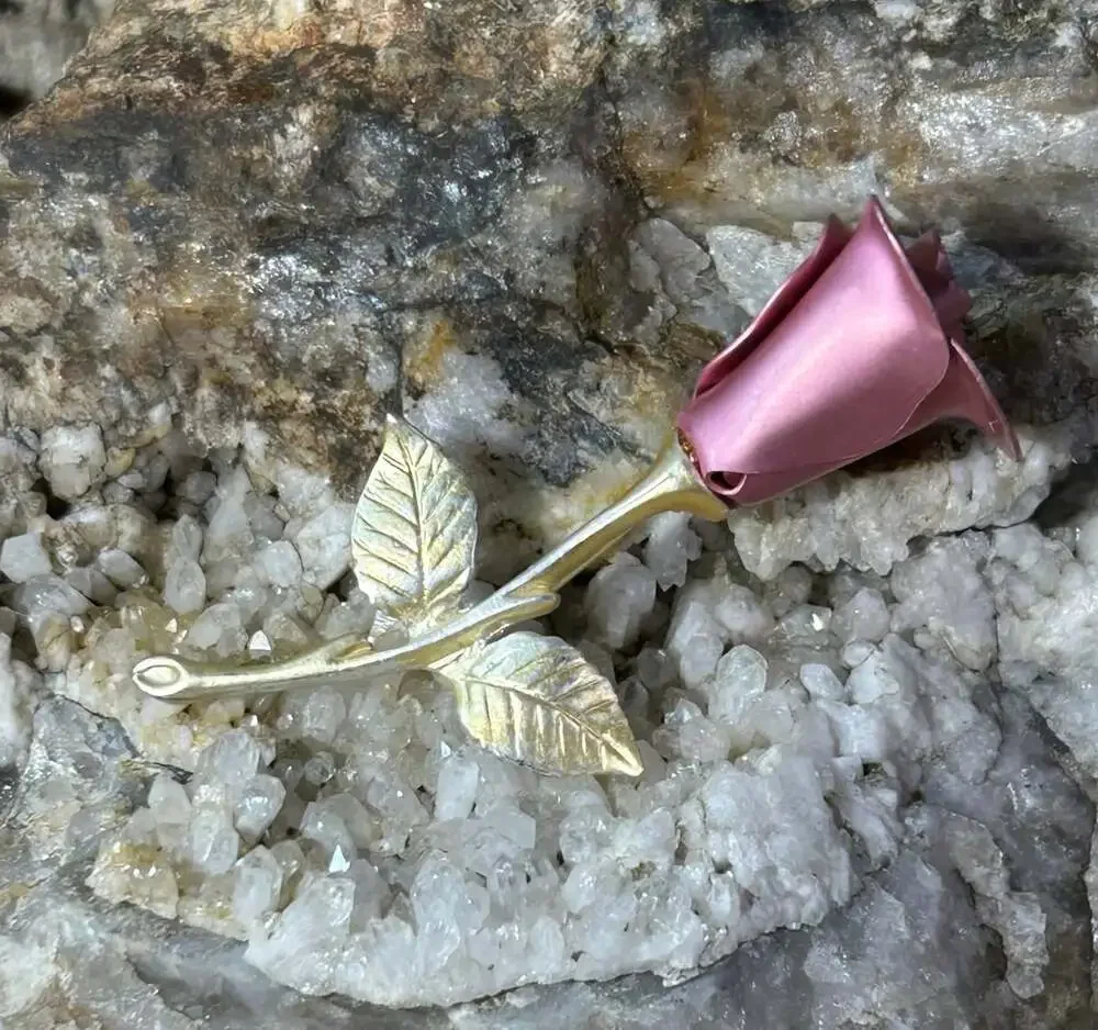 Vintage Avon Dusty Rose Pink Pin